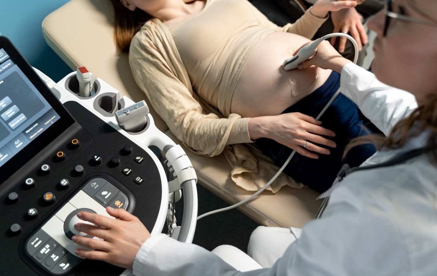 Best Obstetrics and Gynaecology Center in Khora Colony
